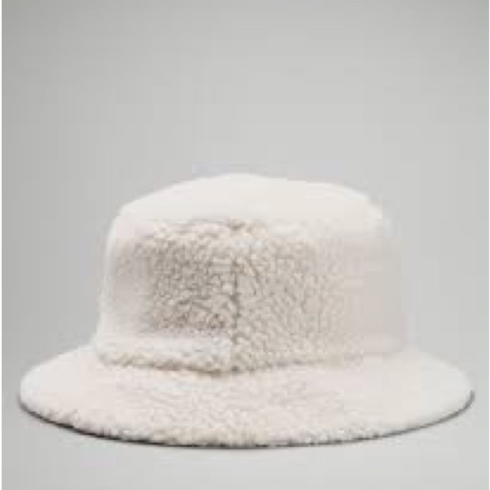 Lululemon Athletica Textured Fleece Bucket Hat M/L NWT